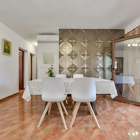 La Merced Villa